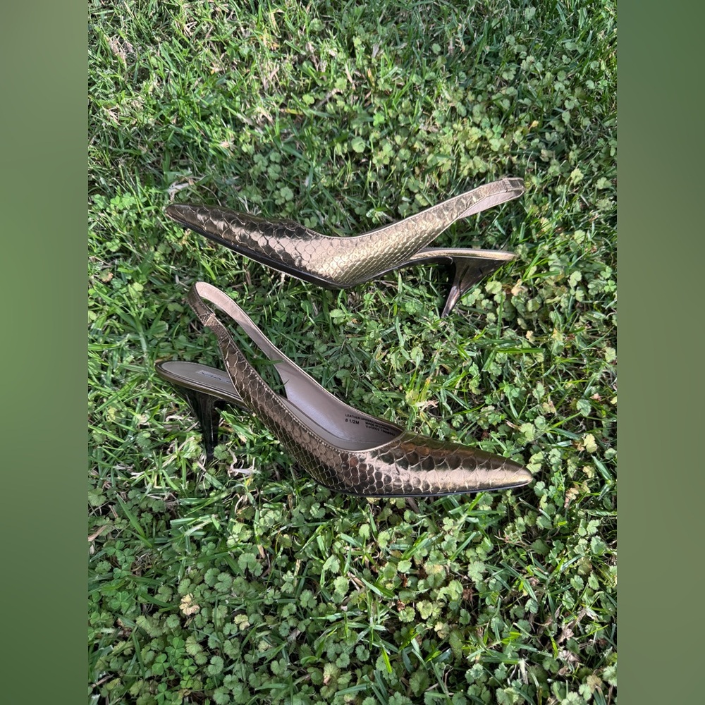Y2K Vintage Via Spiga Gold Leather Pointed Toe Stiletto Slingback Sz 8 1/2 - Picture 4 of 7